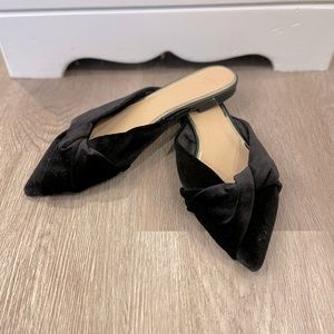 Size 40 H&M black velvet mule shoes